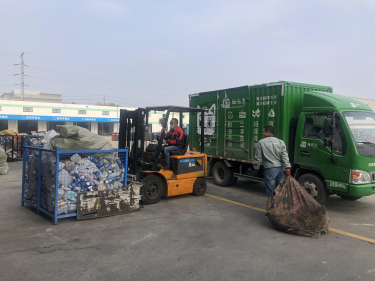 貓先生回收，互聯(lián)網(wǎng)+回收，廢品回收創(chuàng)業(yè)，回收加盟，智能回收箱廠家