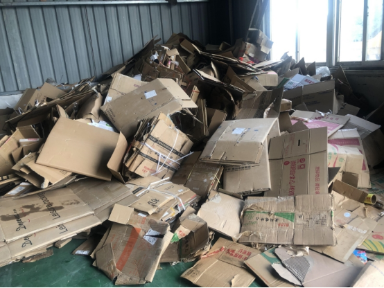 貓先生智能廢品回收箱，再生資源收集柜，小區(qū)垃圾回收站生產(chǎn)廠家